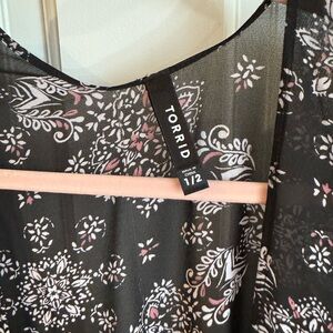 Torrid Black and Pink Floral kimono